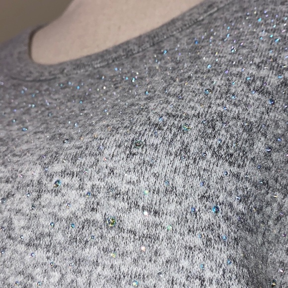 LC Couture womens large cold shoulder cut out top - Picture 5 of 9